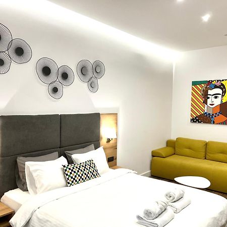 Moni Downtown Luxury Apartments Belgrade Luaran gambar