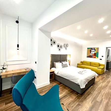 Moni Downtown Luxury Apartments Belgrade Luaran gambar