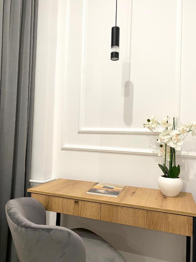 Moni Downtown Luxury Apartments Belgrade Luaran gambar