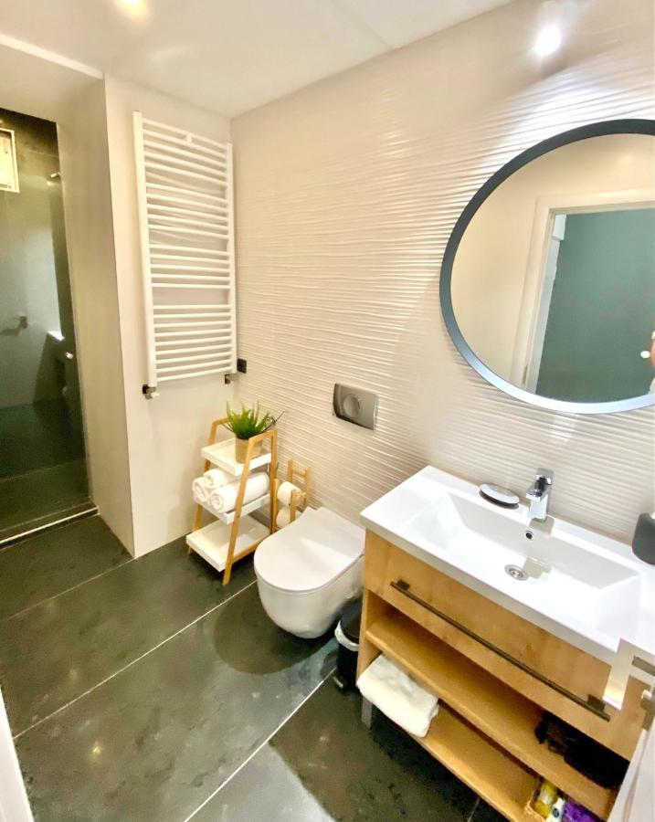 Moni Downtown Luxury Apartments Belgrade Luaran gambar
