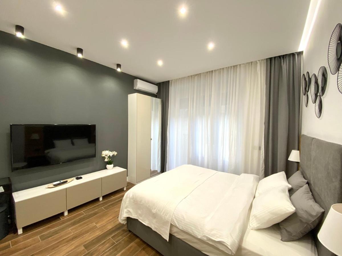 Moni Downtown Luxury Apartments Belgrade Luaran gambar