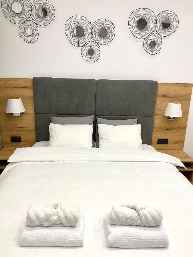 Moni Downtown Luxury Apartments Belgrade Luaran gambar